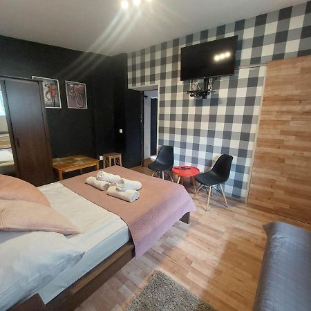 Funky Garage Studio Гданськ Екстер'єр фото