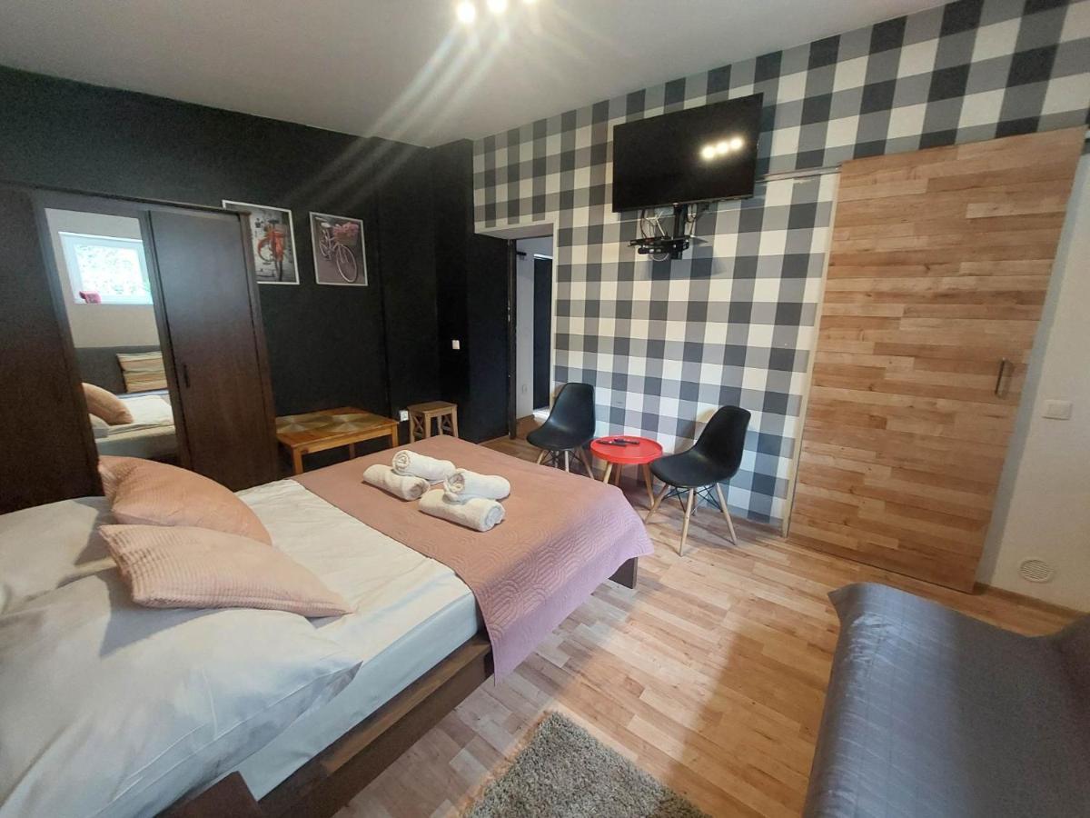 Funky Garage Studio Гданськ Екстер'єр фото