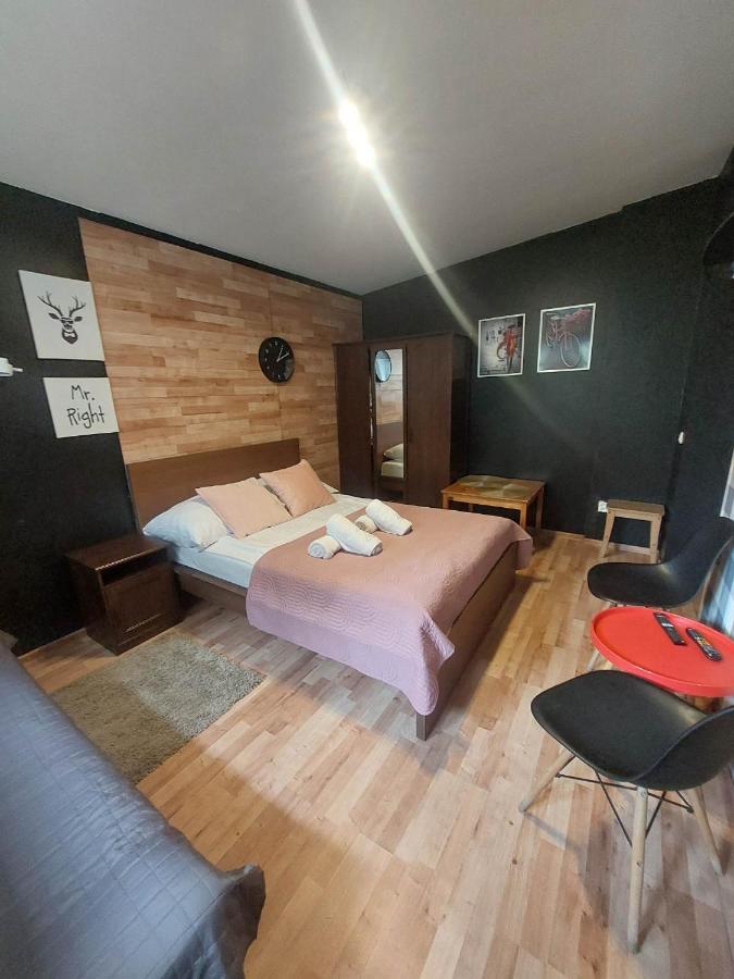 Funky Garage Studio Гданськ Екстер'єр фото